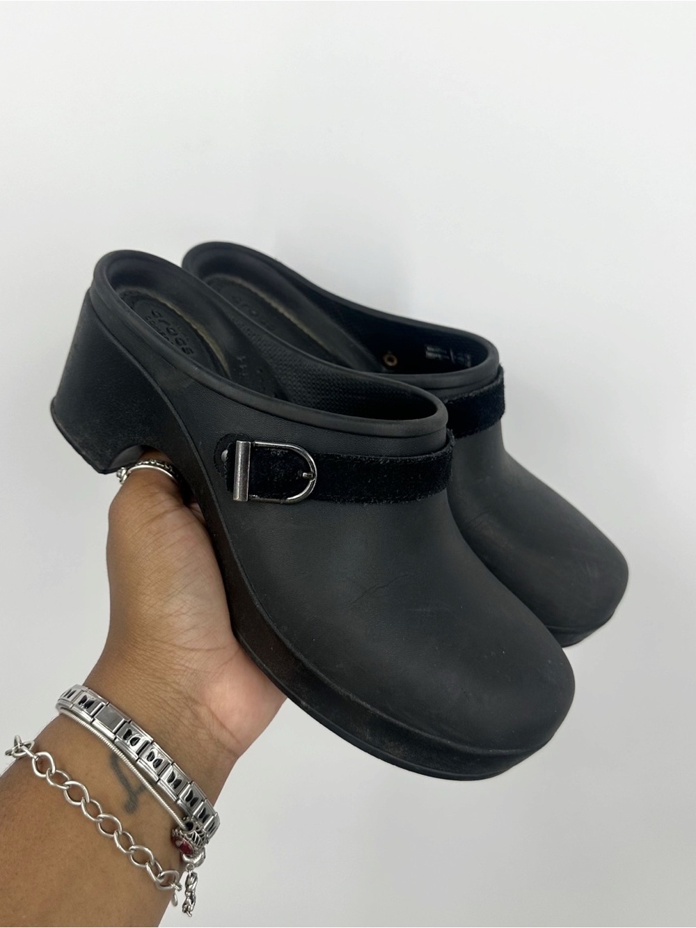 Crocs Black Sarah Clog Mule Size Women's 7 Platforms Chunky Grunge - Picture 9 of 10